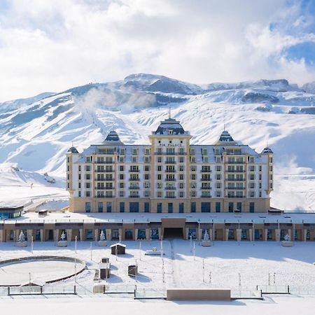 Pik Palace, Shahdag, Autograph Collection Exterior photo